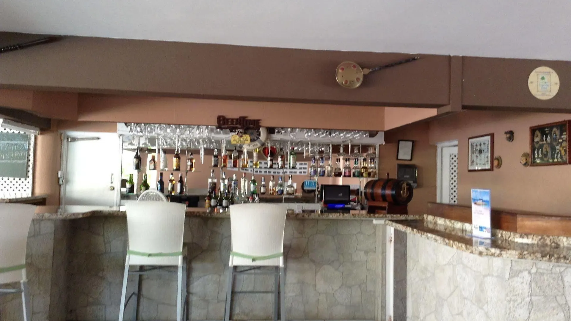 Pirate'S Inn Bridgetown Barbados